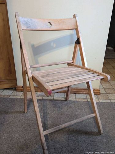 Wood Folding Chair, Slat Seat/Back, Distressed Natural Finish (1 of 5)