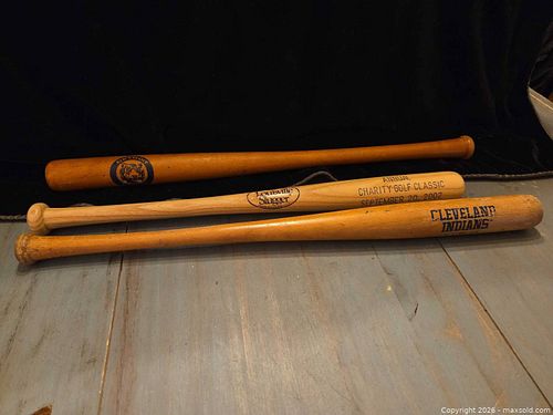 Lot of 3 Mini Wood Baseball Bats - Louisville Slugger & Team Markings (1 of 5)