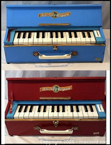 2 Vintage Toy Keyboards or Mini Organs (1 of 16)