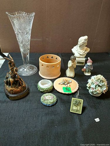 Mixed Decorative Lot – Crystal Vase, Figurines & Trinket Boxes (1 of 5)