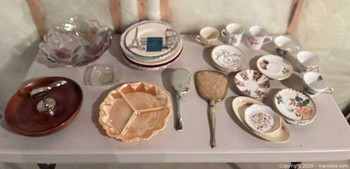 Mixed Vintage Tea Cups, Saucers, Decorative Glass & Mirrors (1 of 8)