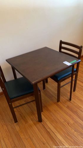 Table and chairs (1 of 14)