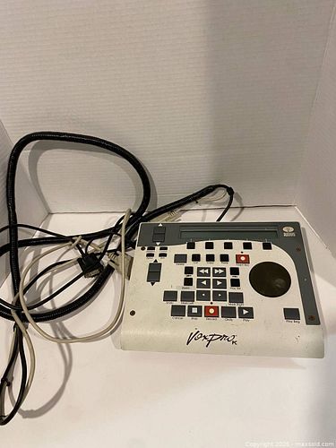 Audion VoxPro PC Audio Editing Controller (1 of 5)