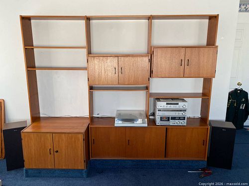 Mid‑Century Teak Modular Wall Unit with Shelves, Cabinets (1 of 13)
