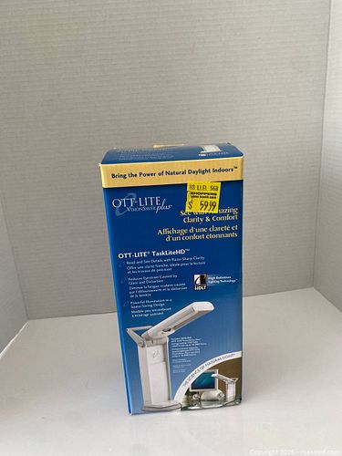 OTT-LITE TaskLiteHD VisionSaver Desk/Task Lamp (1 of 4)