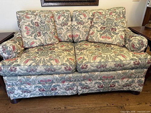 Traditional 2-Seater Floral Tapestry Upholstered Sofa, Beige (1 of 3)