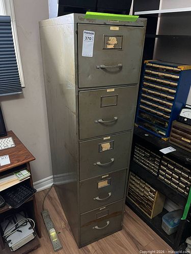 Filing Cabinet  (1 of 10)