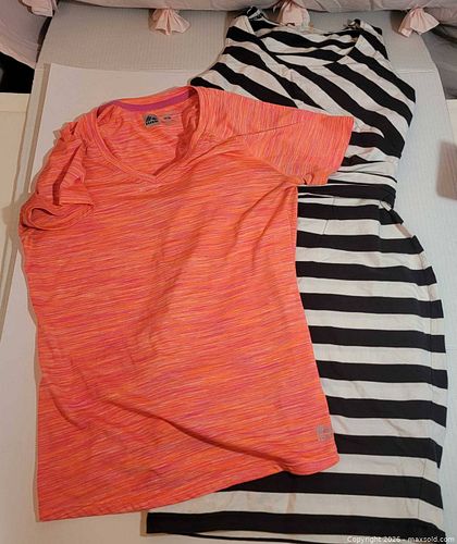 Women's Medium Clothing Athletic Tee and Dress Bundle (1 of 10)