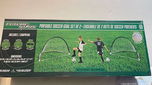 New Portable Soccer Goal set of 2  (1 of 2)