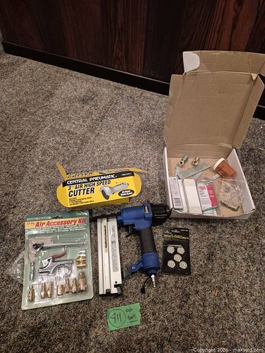 Central Pneumatic & Porter-Cable Pneumatic Brad Nailer with Air Cutter (1 of 12)