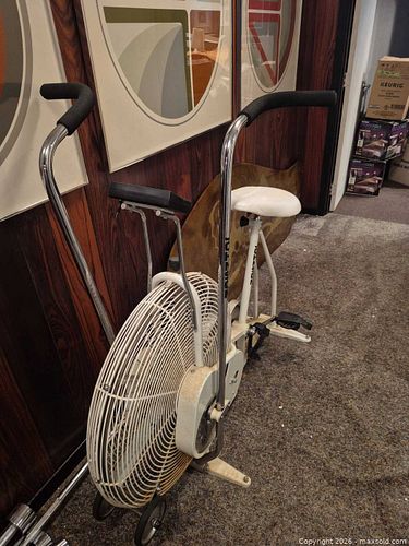 Johnson Exercise Bike with Air Fan Resistance, White (1 of 9)
