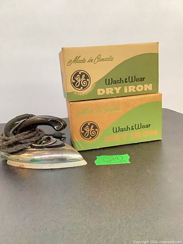 Lot of Vintage Collectible Irons, GE Chrome/Silver Dry Iron With Boxes (1 of 12)