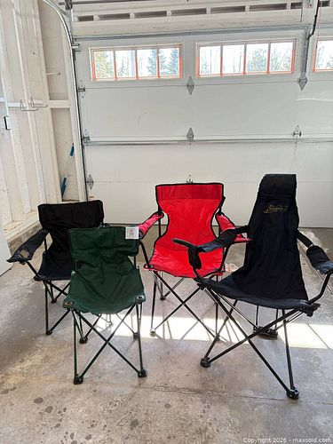 Four Assorted Outdoor Camp Chairs  (1 of 14)