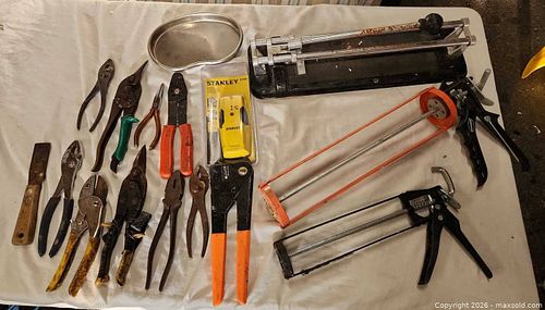 Assorted Tools (1 of 5)