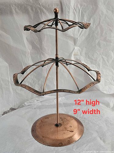 Jewelry display  (1 of 7)