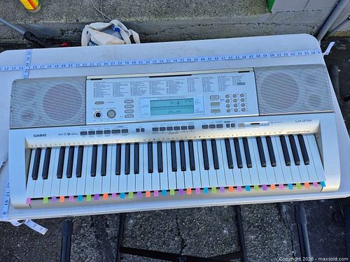 Casio LK-270 61-Key Silver Keyboard / Digital Piano -at (1 of 5)