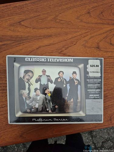 Classic Television - Platinum Series DVD Box Set, 8 Discs -wf (1 of 5)