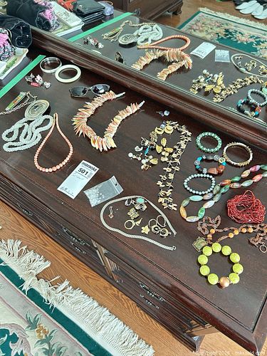 Costume / Fashion Jewelry Lot — Necklaces, Bracelets, Earrings A (1 of 15)