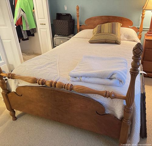 Double  Solid Wood 4-Poster Bed Frame with Mattress & Box Spring D (1 of 10)