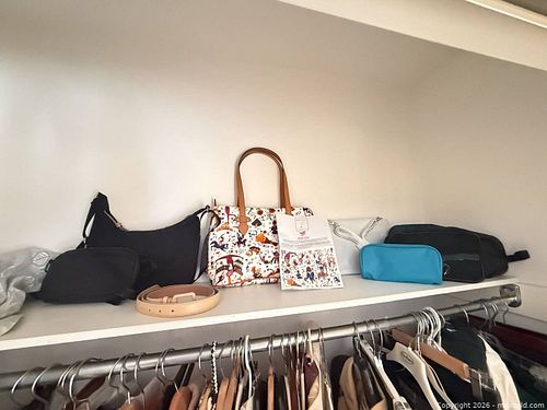 Handbags, Crossbody Pouch and Belt – Piero Guidi & Unbranded C (1 of 8)