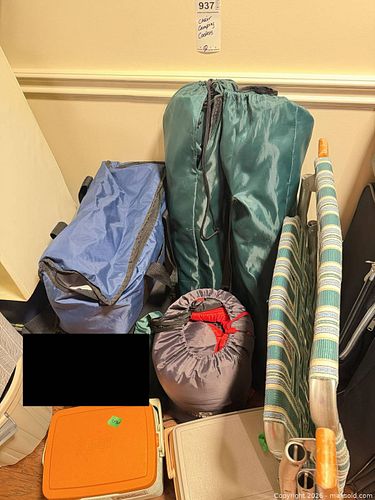 Lot: Coleman, Outbound & Mixed Camping Gear, Chairs B (1 of 11)