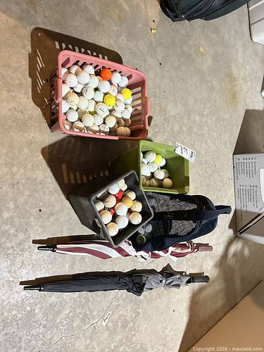 Mixed-Brand Golf Umbrellas and Balls B (1 of 10)