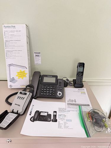 Panasonic cordless phone, Master Lock key safe, Catalina lamp & cords B (1 of 12)