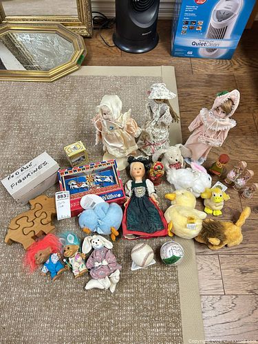 Vintage Assorted Toys, Dolls, Figurines, Wade, Collectibles & Plush Toys B (1 of 14)