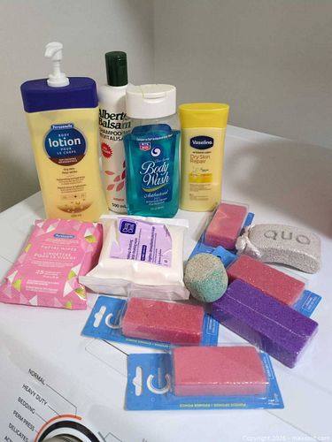 Assorted Bath & Body Lot — 6–10 Items (1 of 4)