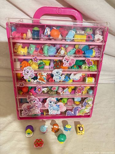 Collectible Figurines & Playset Assortment with Display Case (1 of 5)