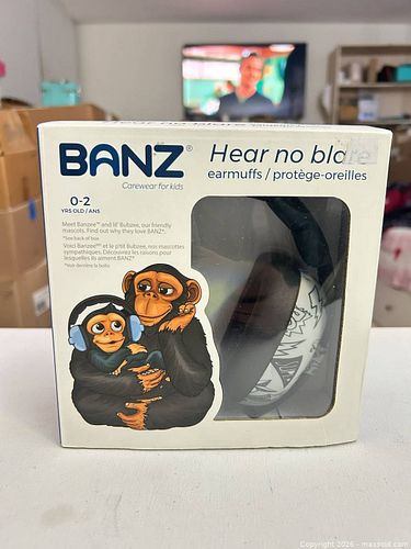 BANZ Infant Earmuffs Hearing Protection, Graffiti Black & White (1 of 3)