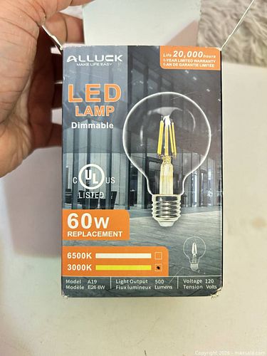 LED Bulb E26 6W 3000K 500lm Dimmable (60W Equivalent) (1 of 3)