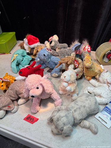 A NICE BIG LOT OF TY BEANIE BABIES. VTG. (1 of 8)