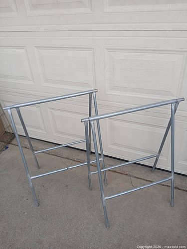 Metal Frame for Mounting Signs – 2 (1 of 4)