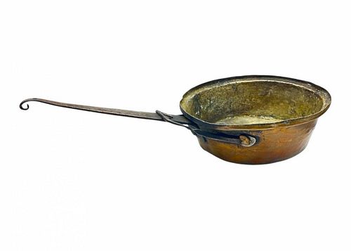 Antique Primitive Copper Hammered Brass Flare Handle Chafing Cook Pan Pot (1 of 4)