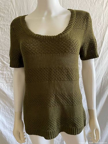 Lauren Ralph Lauren Women’s Knit Short Sleeve Olive Shirt  (1 of 4)