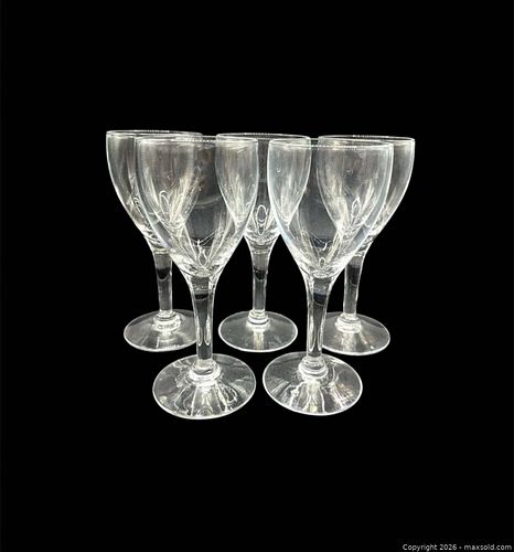 Set Of 5 Vintage Clear Hand Blown Glass Wine Glasses (1 of 3)