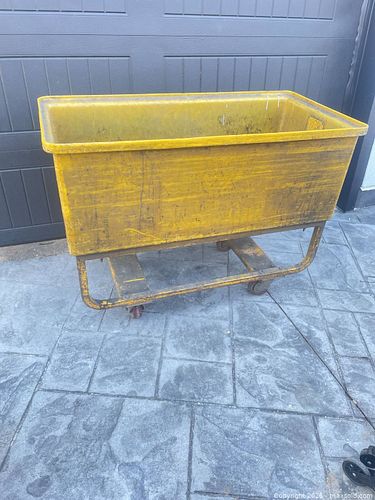 Large Industrial Utility cart  (1 of 4)