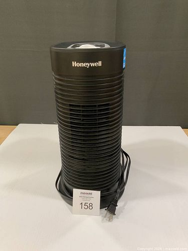 Honeywell Air Purifier (1 of 7)