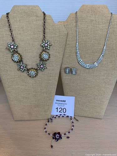 Rhinestone Jewelry (1 of 7)