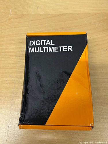 digital multimeter new  (1 of 3)