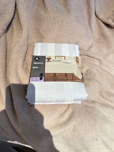 Lot #98 (1 of 8)