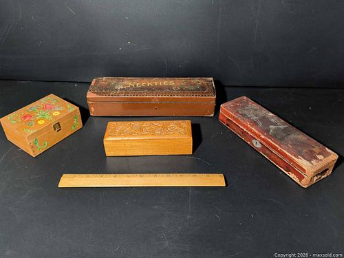 Hand-Painted Carved Wooden Jewelry/Trinket Box with Hinged Lid (1 of 5)