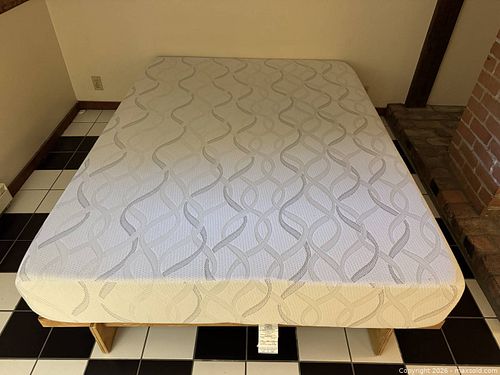 Queen Mattress and Wood Bedframe  (1 of 17)