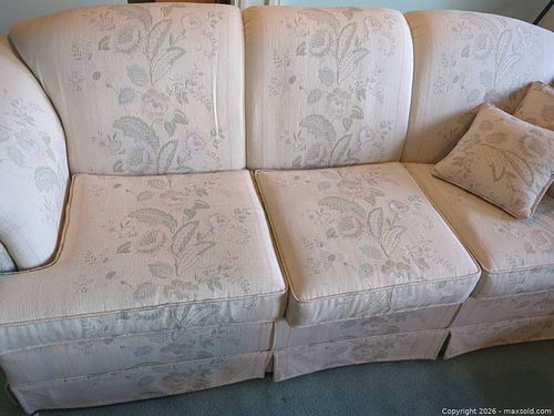 3-Seater Light Pink Floral Jacquard Sofa/Couch (1 of 13)