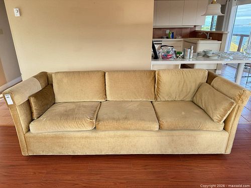 Sofa / Couch, Approx 92" W x 32" D x 31" H (1 of 14)