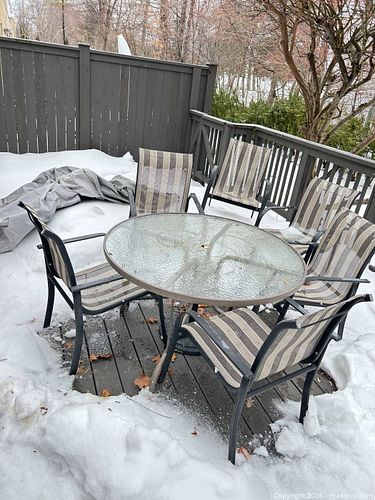 Patio Table and Chairs (1 of 15)