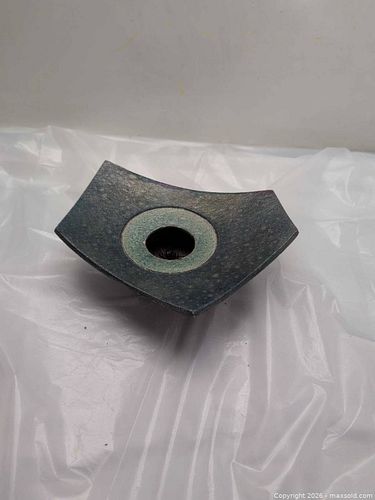 Pottery decor (1 of 4)