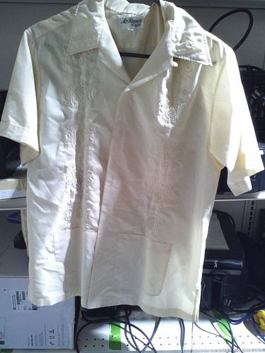 Button up t shirt by Mr.hawaii (1 of 2)