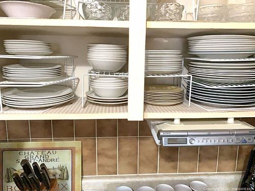 Kitchenware  (1 of 12)